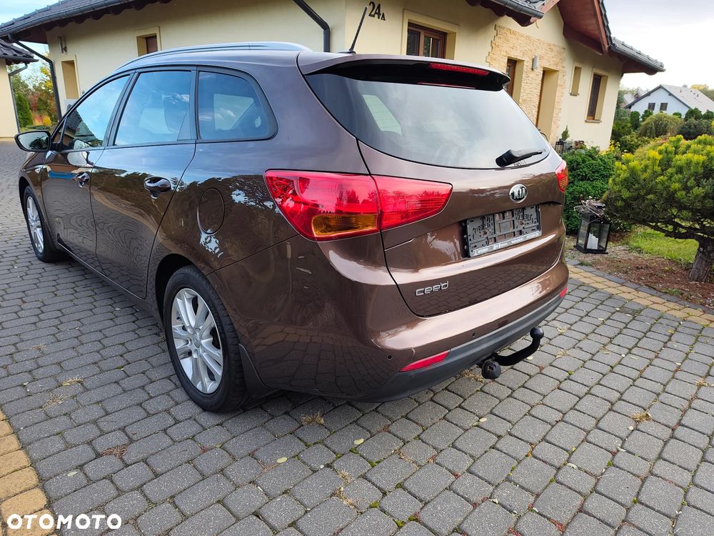 Kia Ceed - 7
