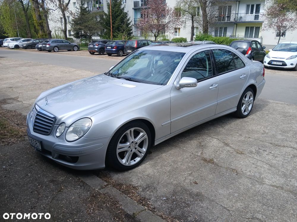 Mercedes-Benz Klasa E 280 CDI 4Matic Automatik Classic DPF - 1