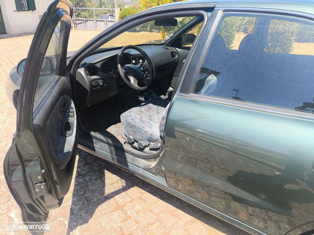 Hyundai Lantra 1.6 GLS - 5