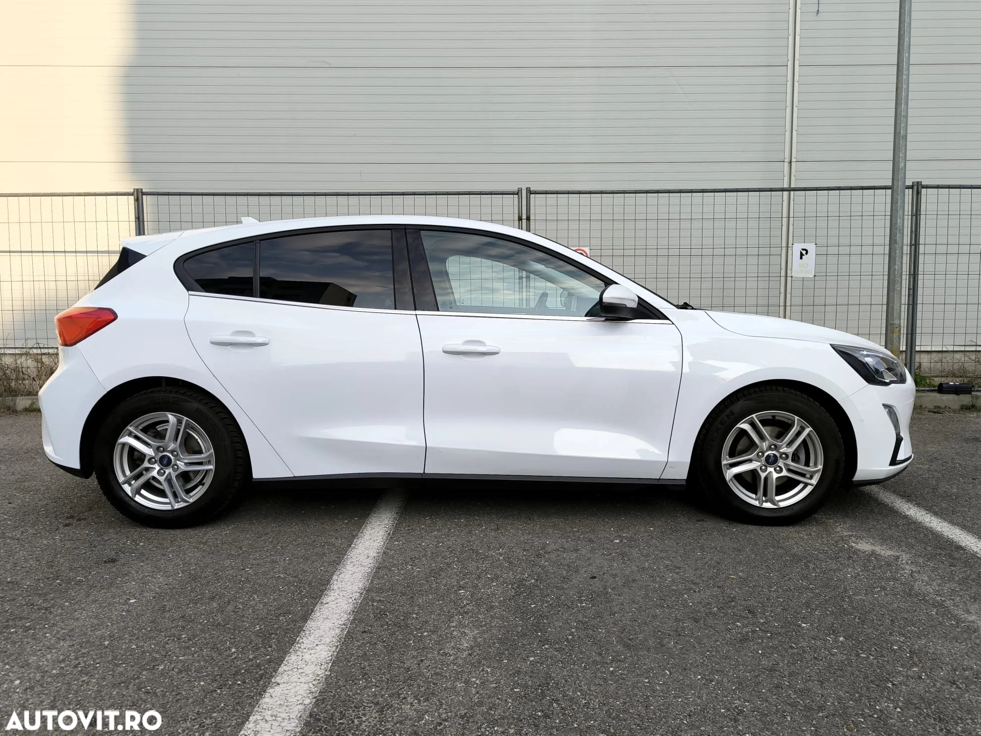 Ford Focus 1.5 EcoBlue Active - 12