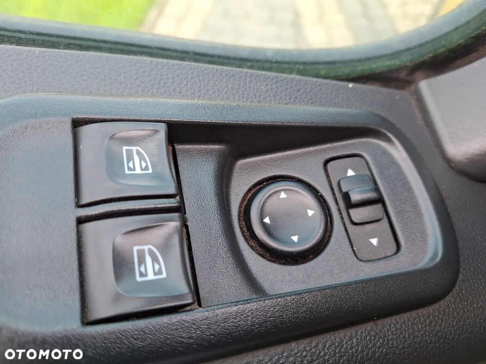 Renault Master 2.3 D  145 KM Salon PL - 18