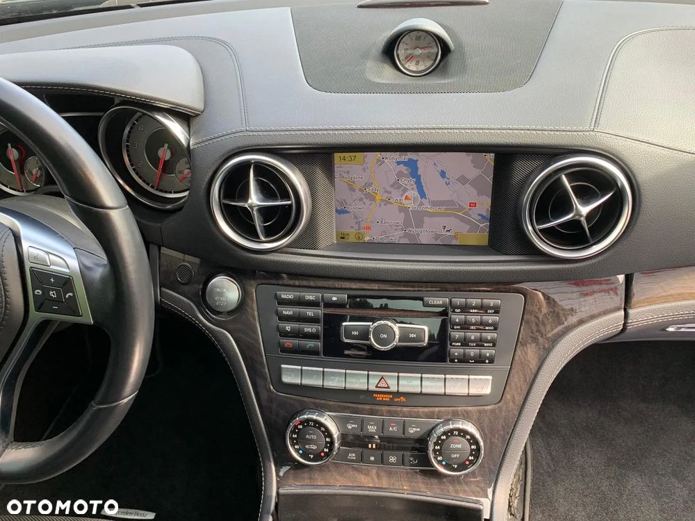 Mercedes-Benz SL 500 7G-TRONIC - 24