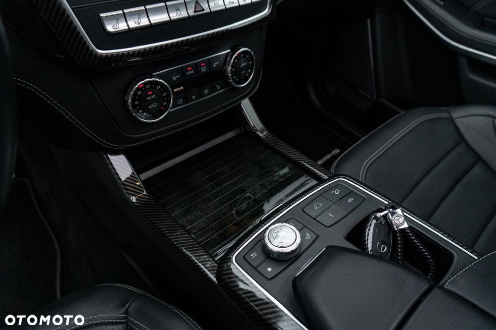 Mercedes-Benz GL 63 AMG 4Matic AMG Speedshift Plus 7G-TRONIC - 21