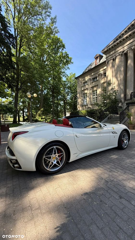 Ferrari California F1 DCT - 5