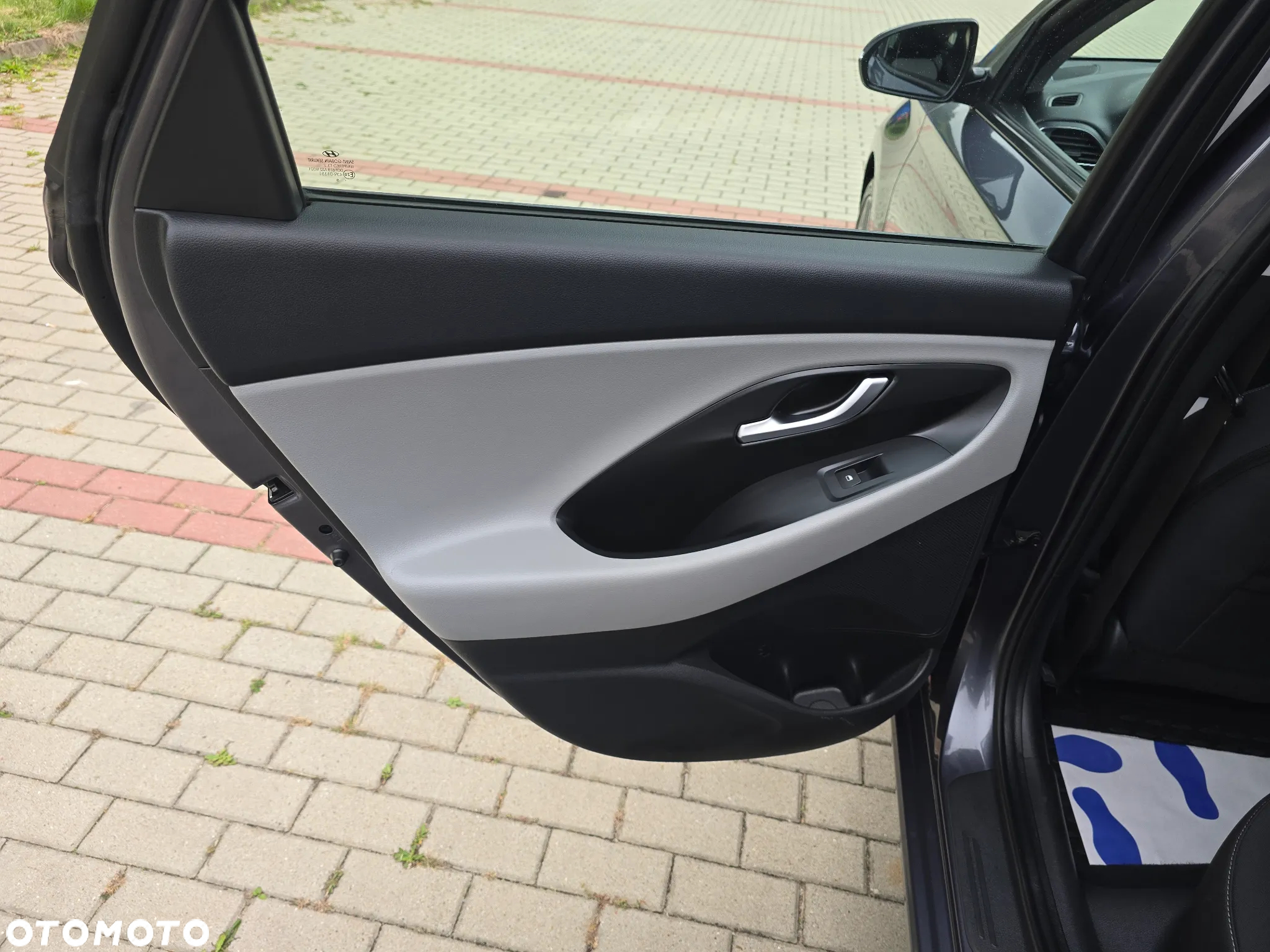 Hyundai i30 1.4 T-GDI Fastback Premium - 25