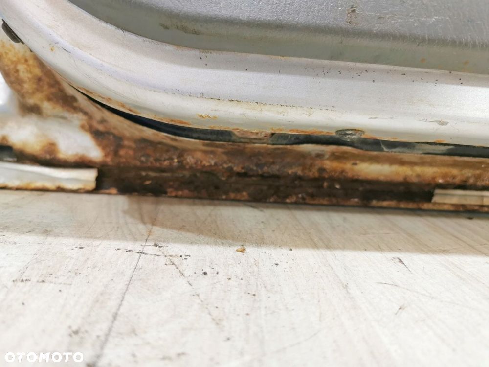 Ford Ranger IV drzwi prawe tył kompletne - 13