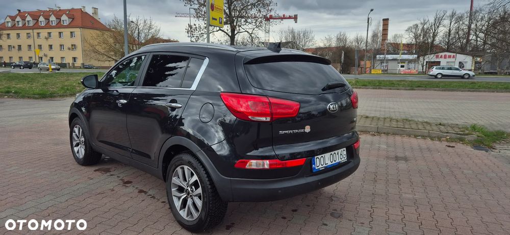 Kia Sportage 1.7 CRDI 2WD Dream-Team Edition - 11