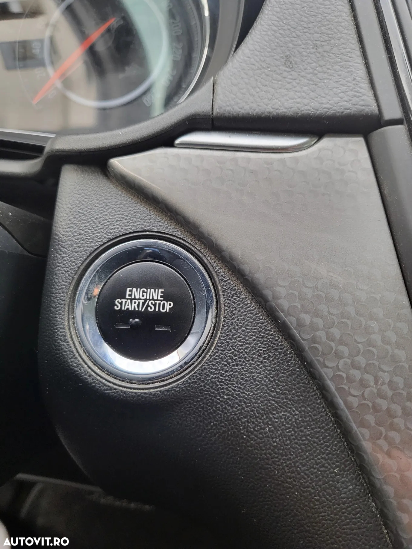 Opel Insignia - 11