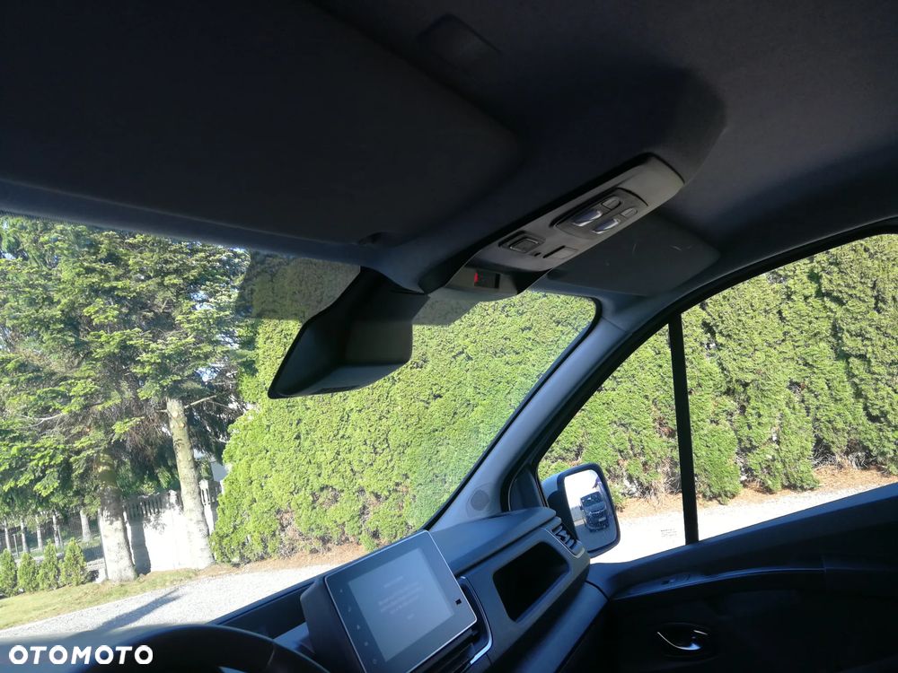 Renault Trafic - 21