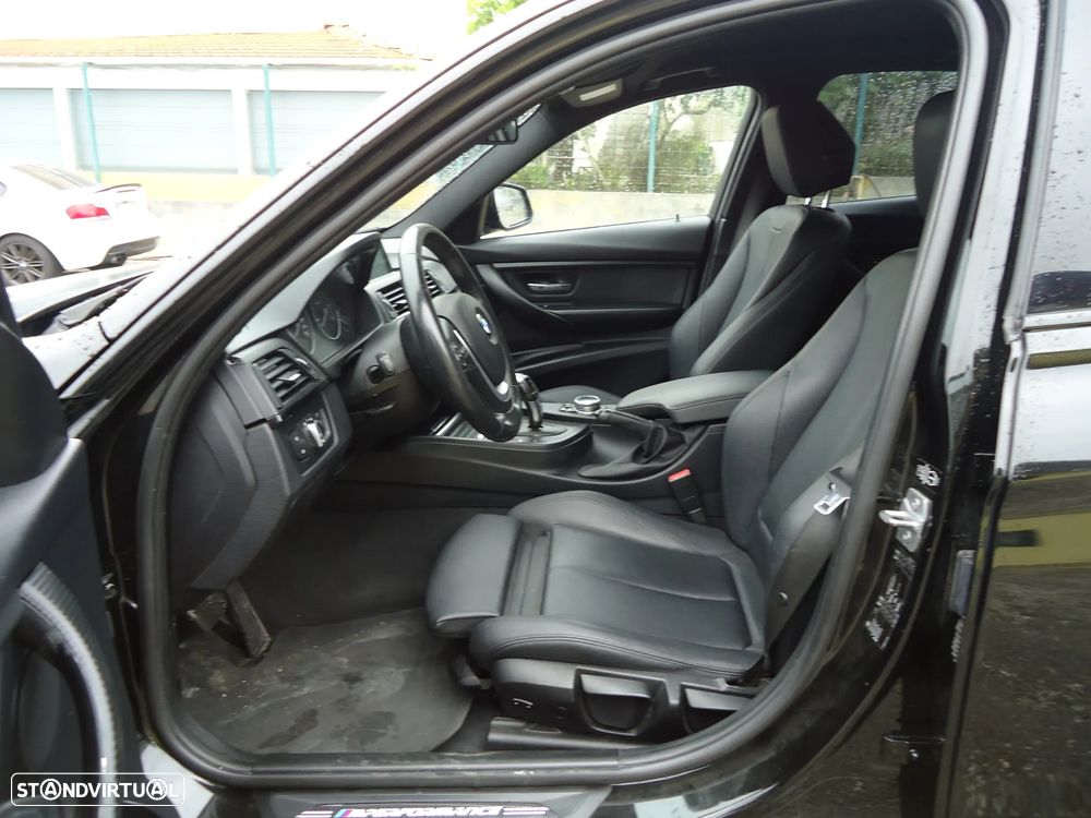BMW 318 d Auto Pack M - 6