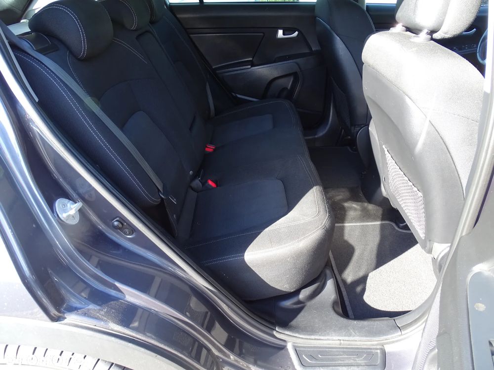 Kia Sportage 1.7 CRDI 2WD ISG Dream-Team Edition - 20