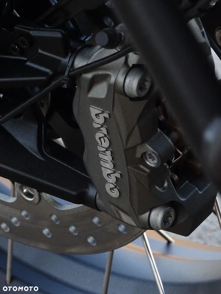 QJMOTOR SVT 650X - 20