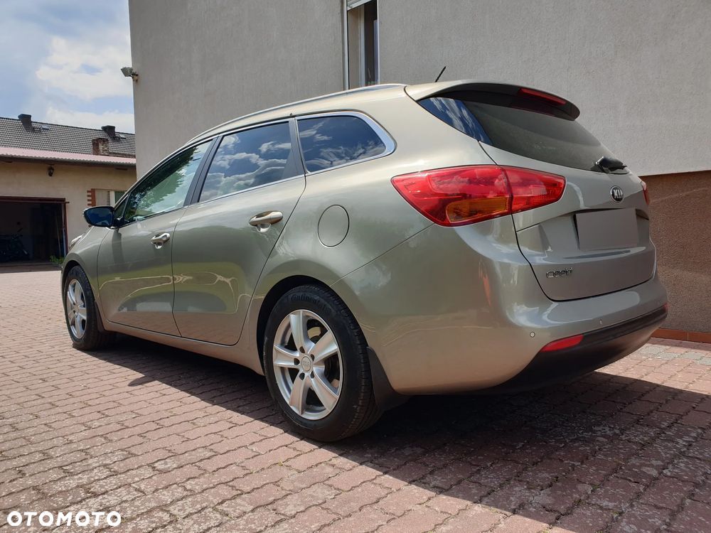 Kia Ceed Cee'd 1.6 GDI Business Line - 3
