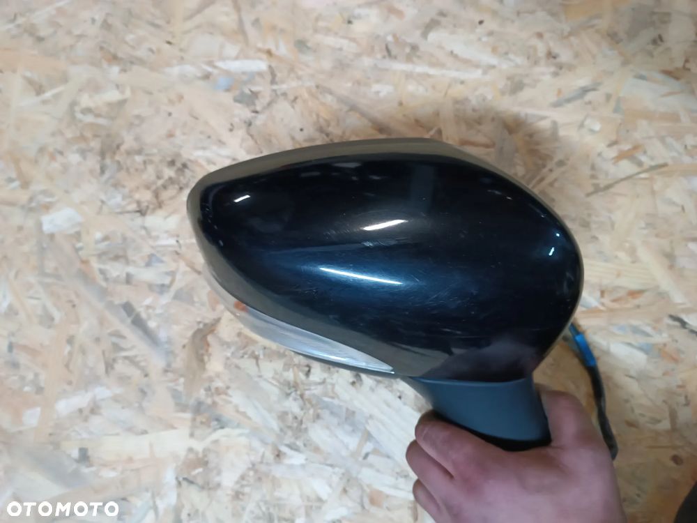 LUSTERKO PRAWE DRZWI 9 PIN RENAULT CLIO IV EU - 2