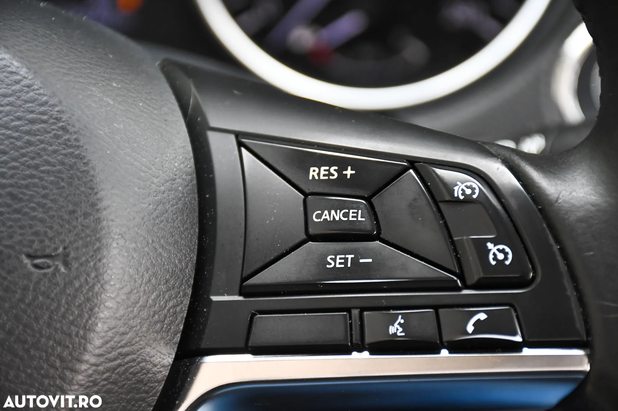 Nissan Qashqai 1.5 DCI N-Connecta - 15