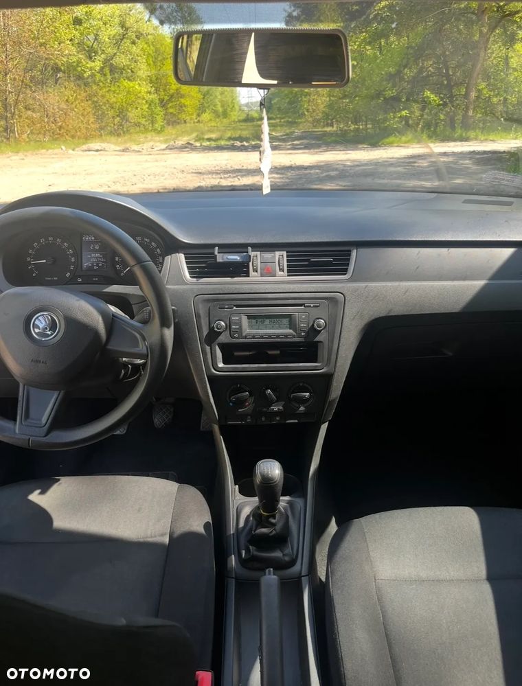 Skoda RAPID 1.6 TDI DPF Ambition - 14