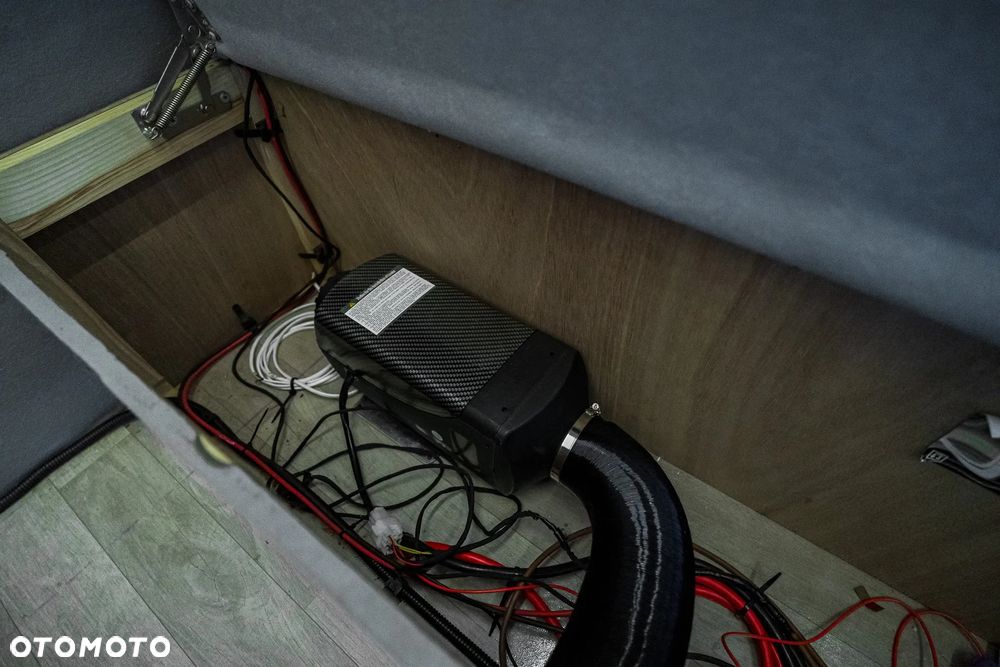 Toyota Hilux 4x4 Extra Cab - 33