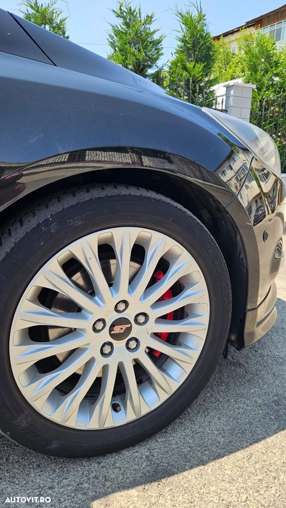Ford Focus - 7