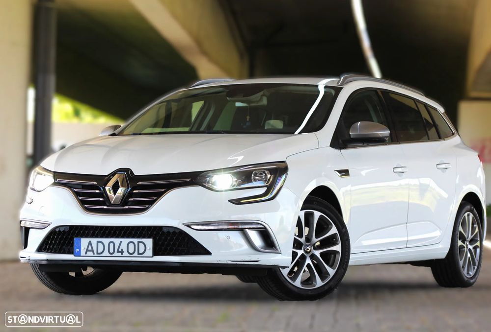 Renault Mégane Sport Tourer 1.3 TCe GT Line - 2