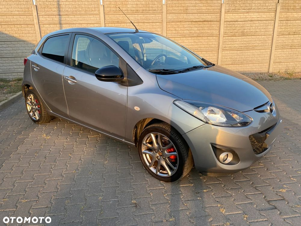 Mazda 2 1.3 Exclusive + - 24