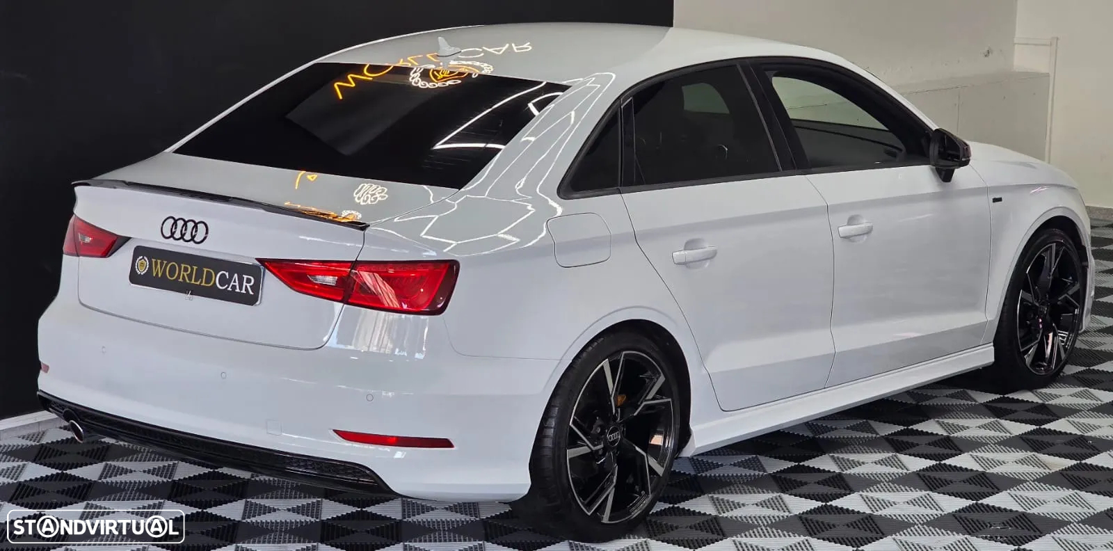 Audi A3 Limousine 1.6 TDI (clean diesel) S line Sport Pack - 23