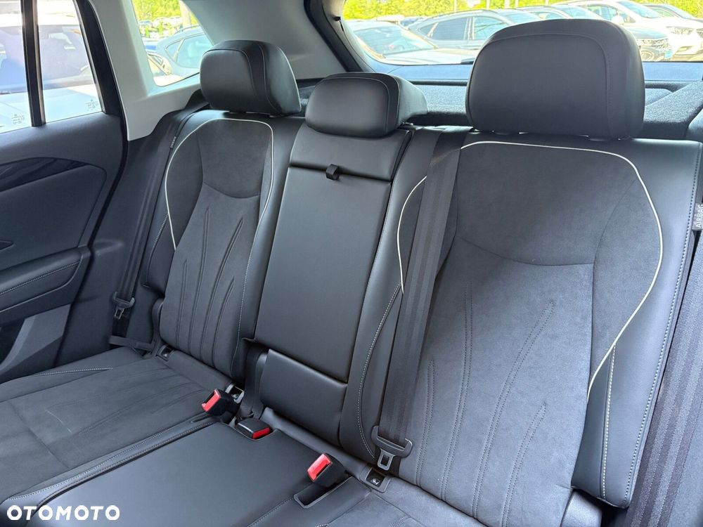 Volkswagen Tiguan 1.5 eTSI Elegance DSG - 14