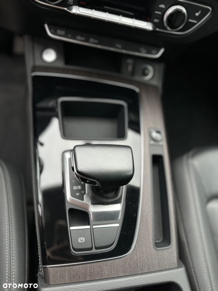 Audi Q5 45 TFSI quattro S tronic S line - 24