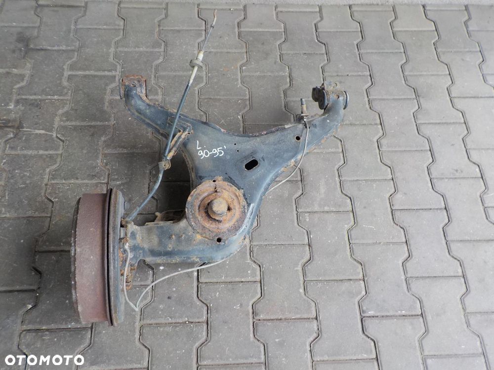 VW T4 90-95 WAHACZ LEWY PRAWY TYŁ BĘBEN - 1