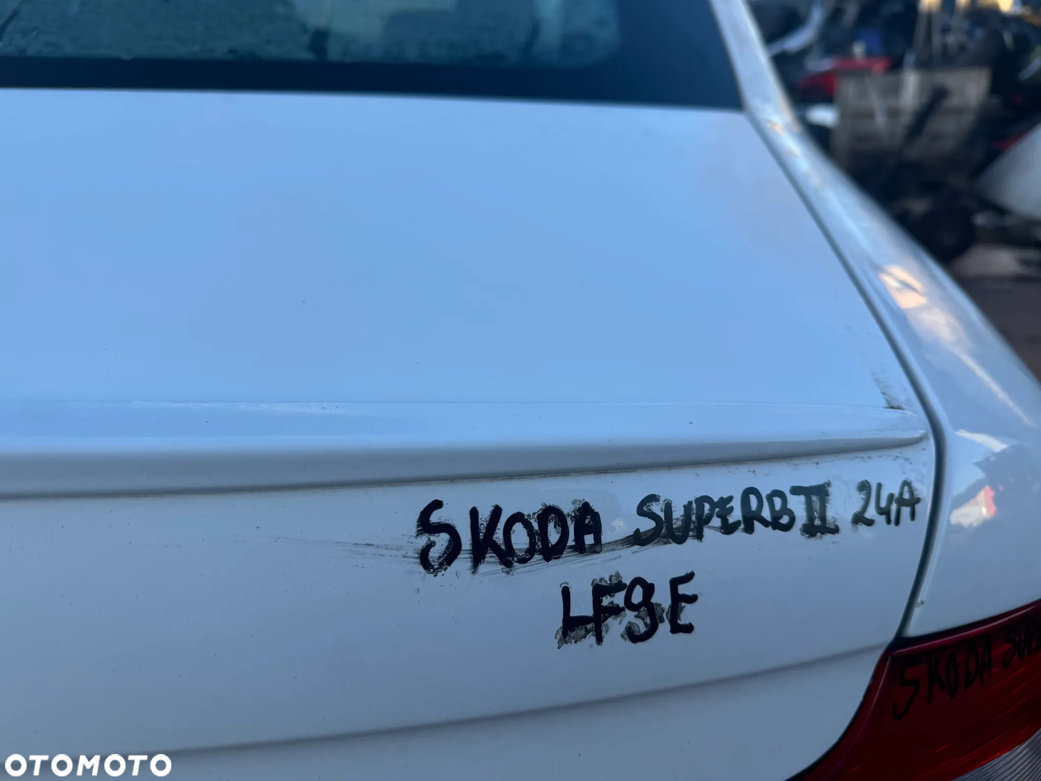 SKODA SUPERB II KLAPA BAGAŻNIKA LF9E - 7