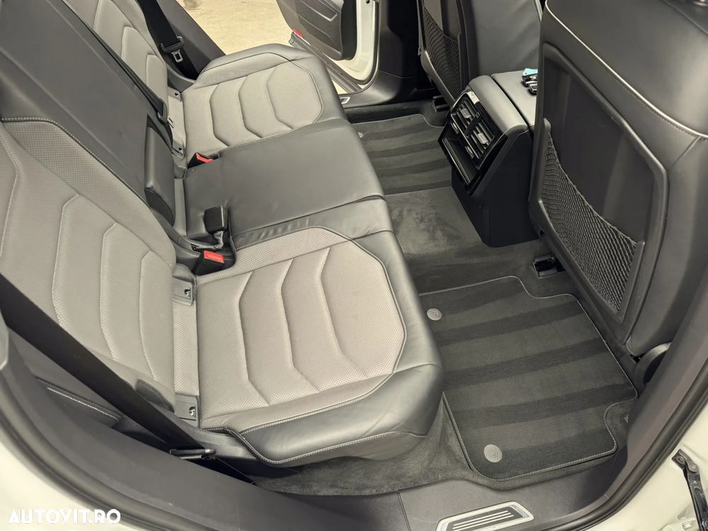 Volkswagen Touareg 3.0 V6 TDI 4Motion DPF Automatik R-Line - 31