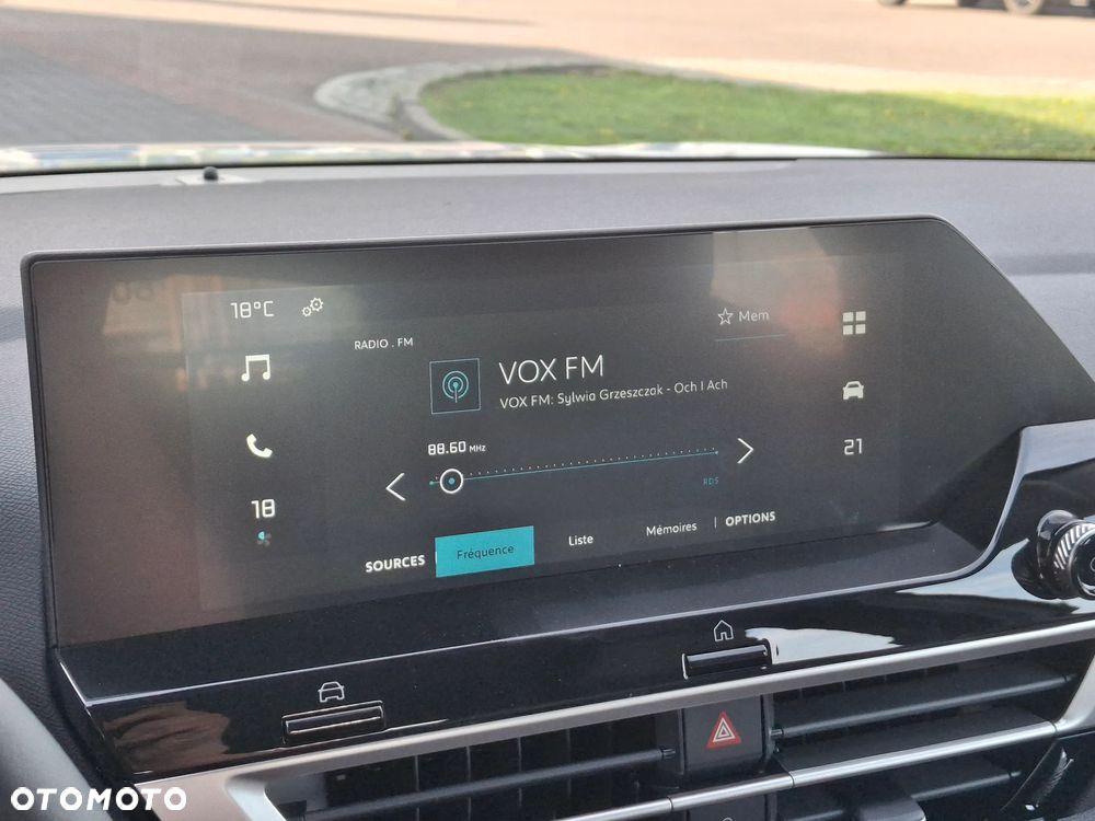 Citroën C4 1.2 PureTech Plus S&S EAT8 - 10