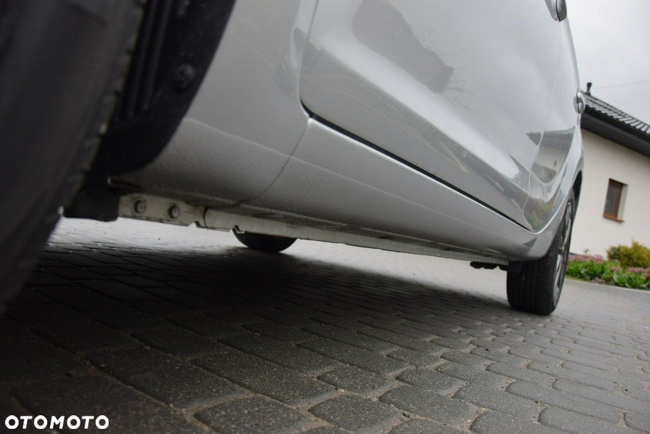 Hyundai i20 1.25 Wersja Jubileuszowa - 15