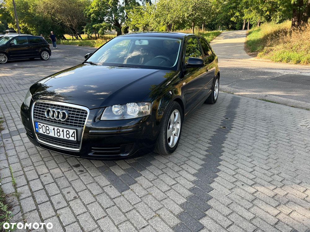Audi A3 3-drzwiowe 1.6 FSI Ambition - 5