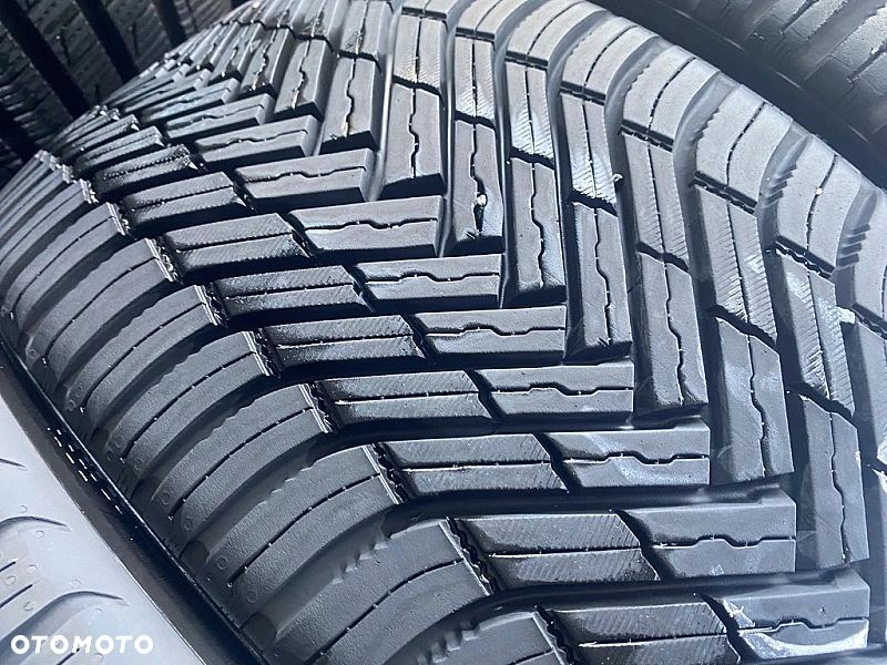 225/40/18 Nexen N'Blue 4S2_6mm_2szt_(500) - 4