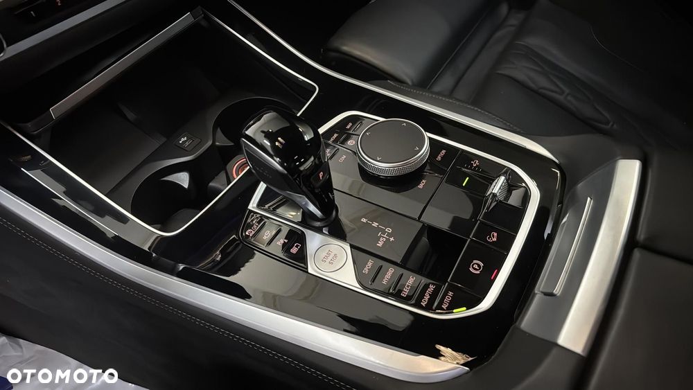 BMW X5 xDrive45e sport - 16
