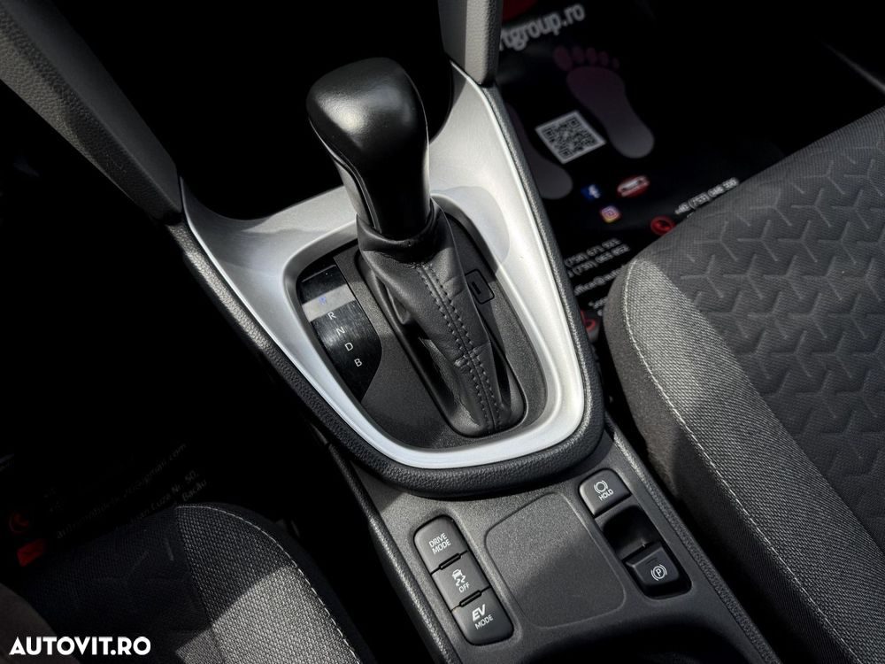 Toyota Yaris Cross - 16