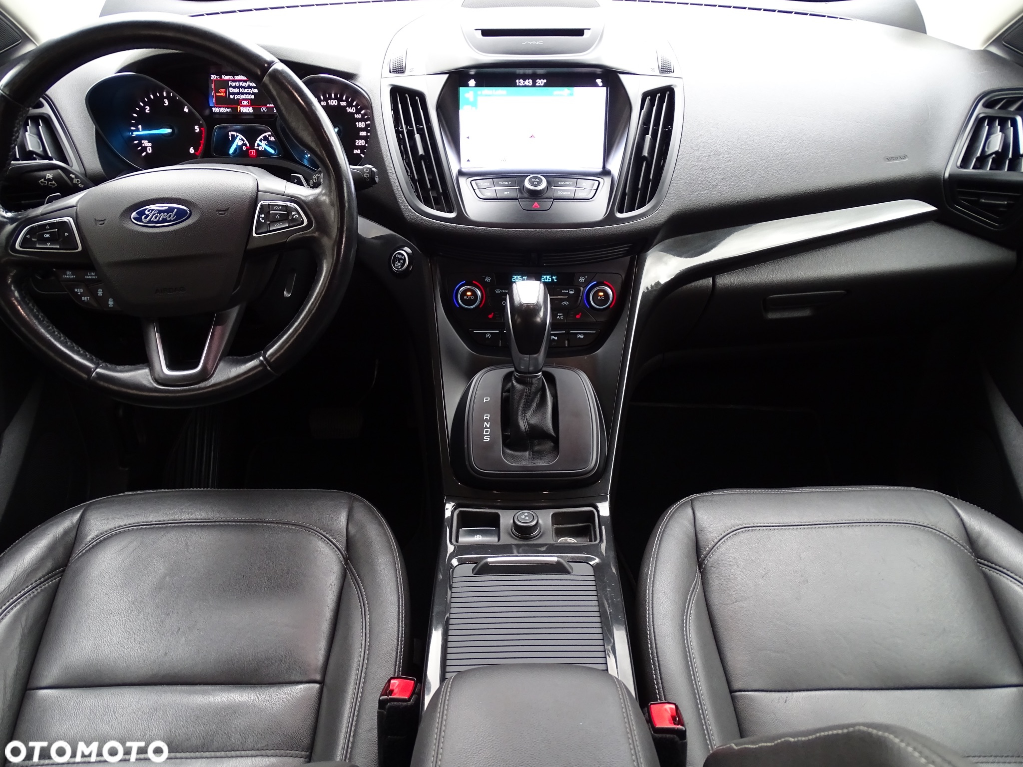 Ford Kuga 2.0 TDCi 4x4 Titanium - 25
