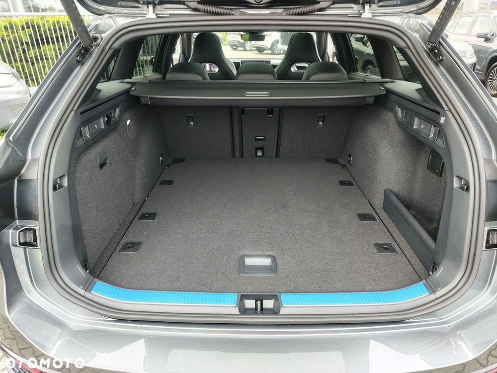 Volkswagen Passat - 15