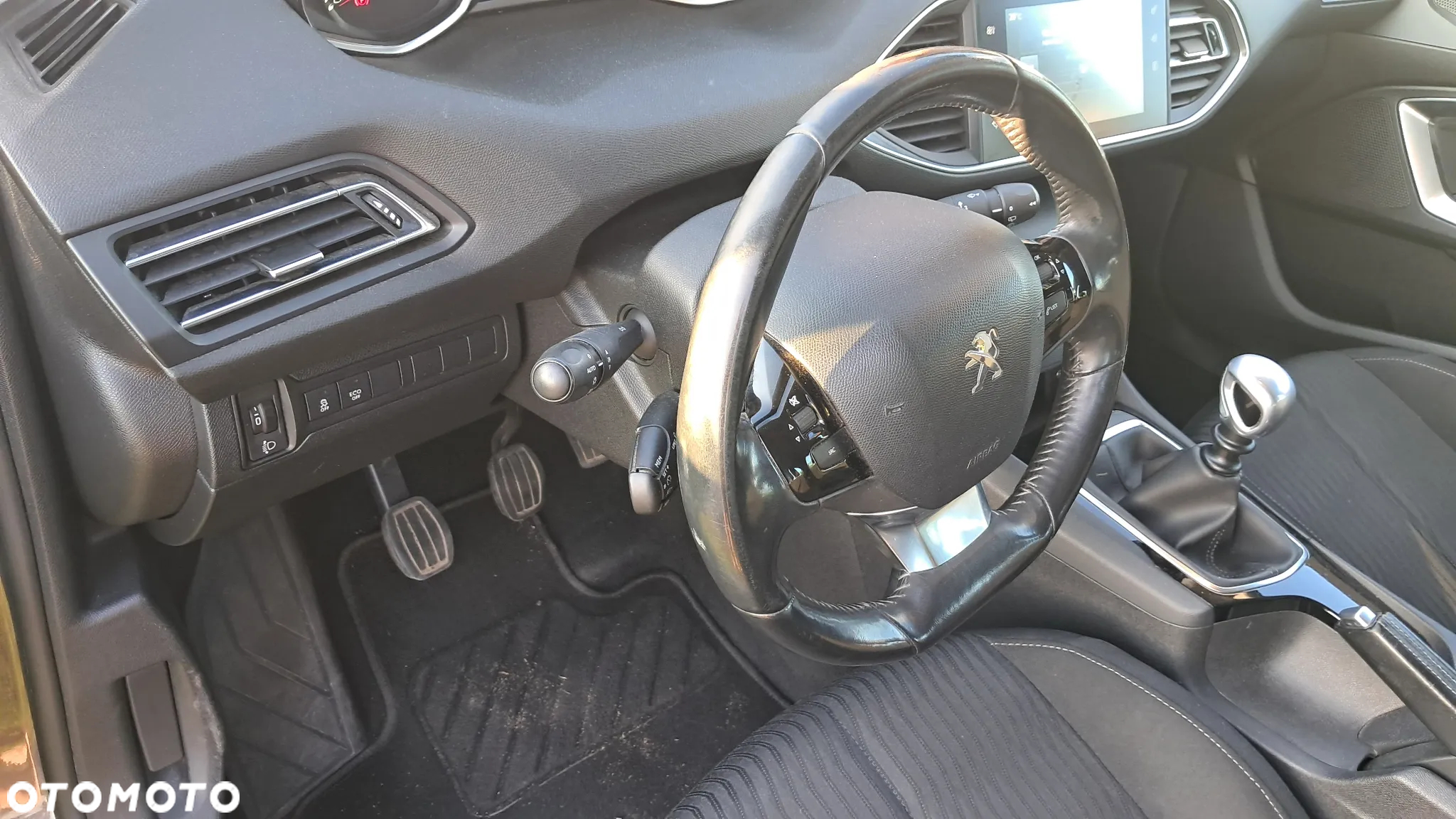 Peugeot 308 - 17