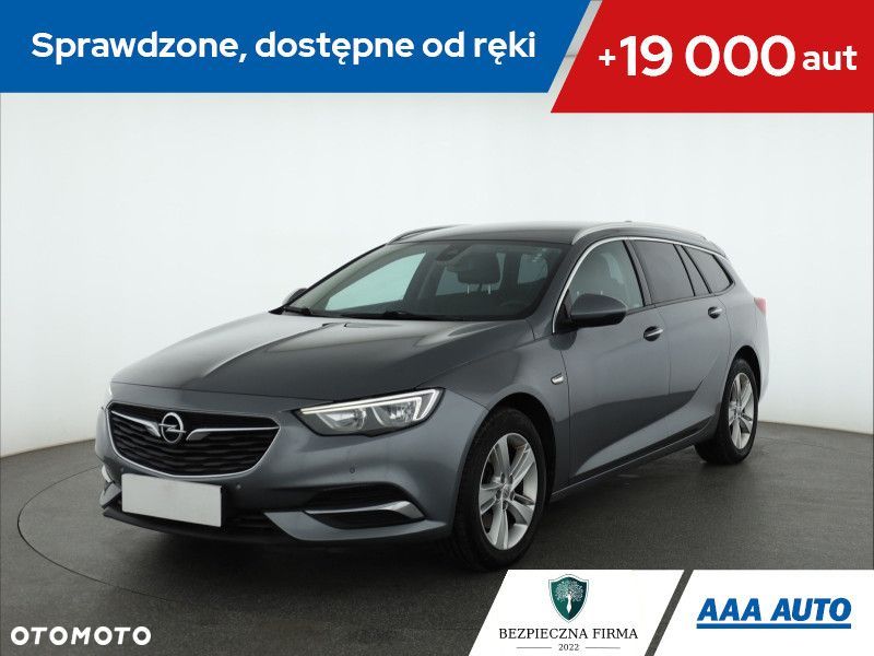 Opel Insignia - 1