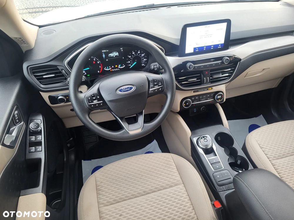 Ford Kuga - 35