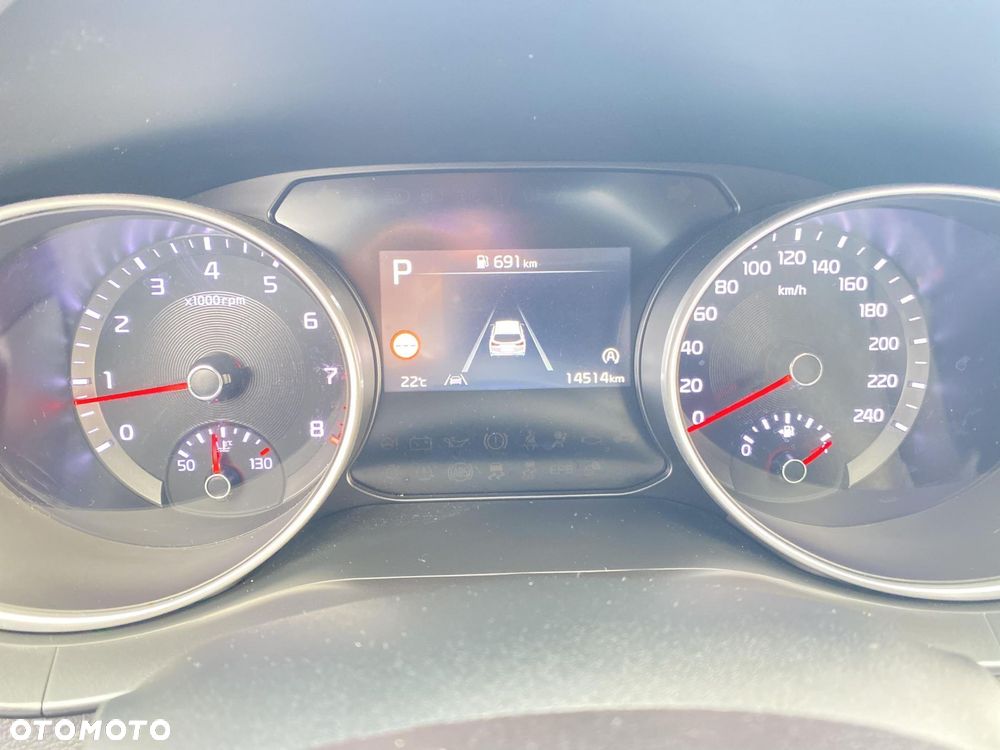 Kia Ceed - 27