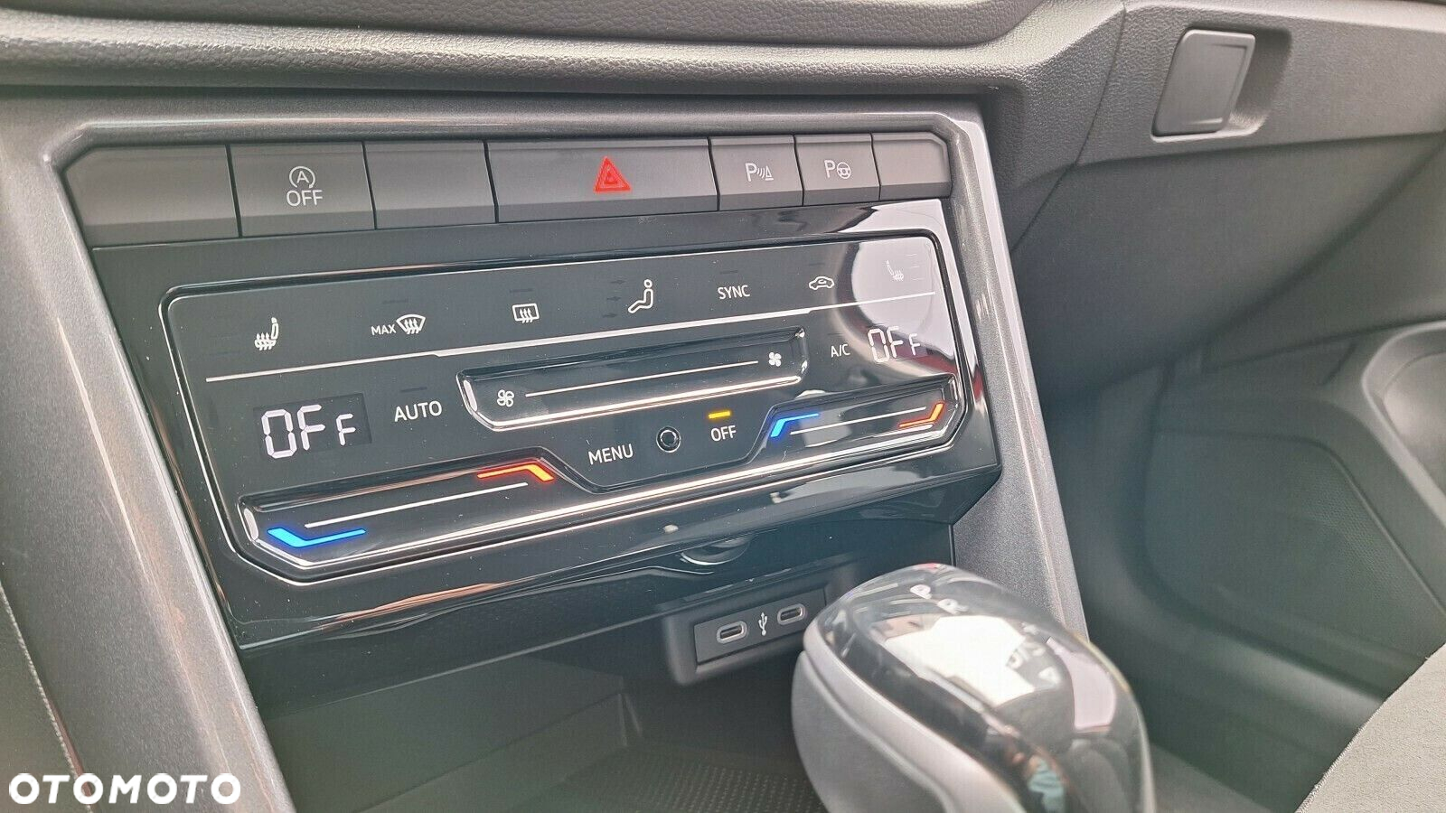 Volkswagen T-Roc - 20