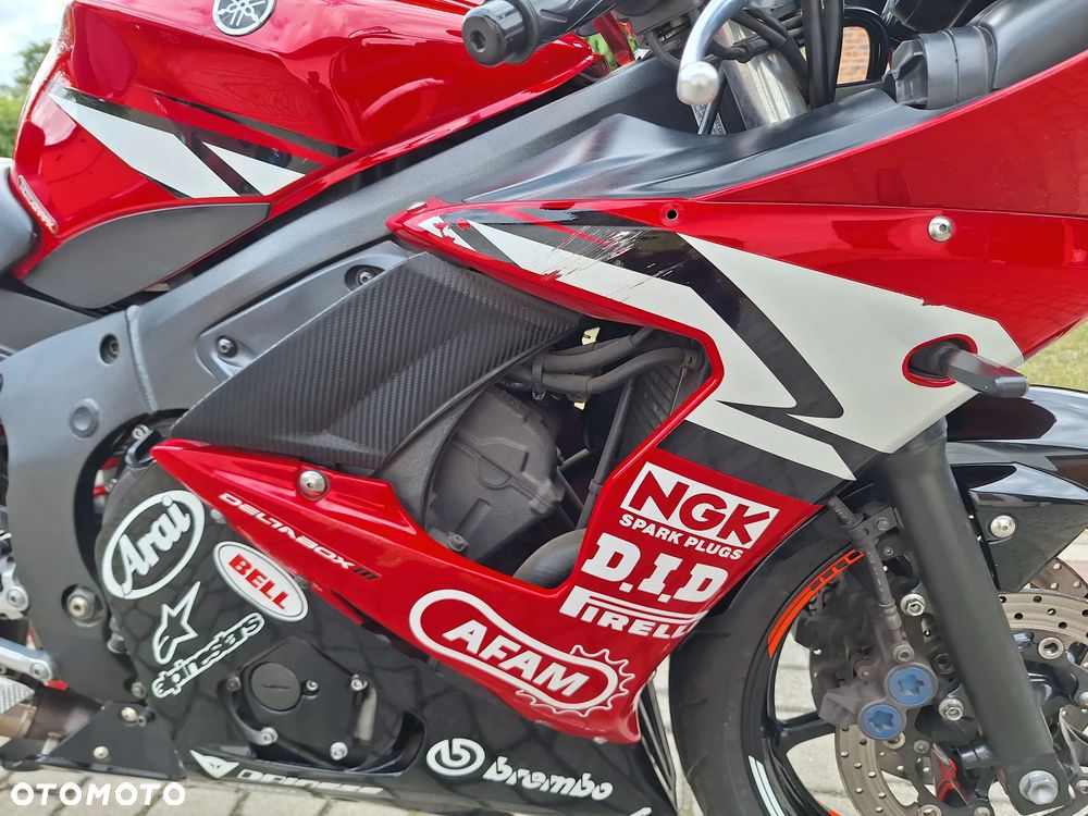 Yamaha YZF - 11