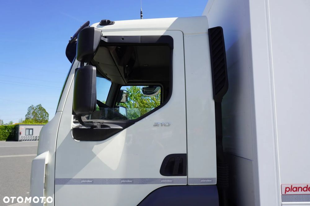 DAF LF 12.210 kontener 18 palet z windą / 50 tys.km /2024_245461 - 18