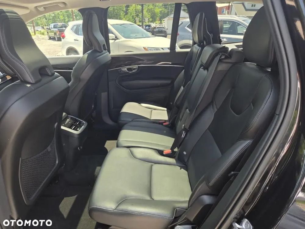 Volvo XC 90 - 20