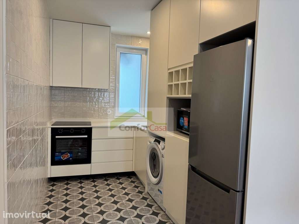 Apartamento T2 Mobilado com ar condicionado no centro histórico de ... - Grande imagem: 3/14