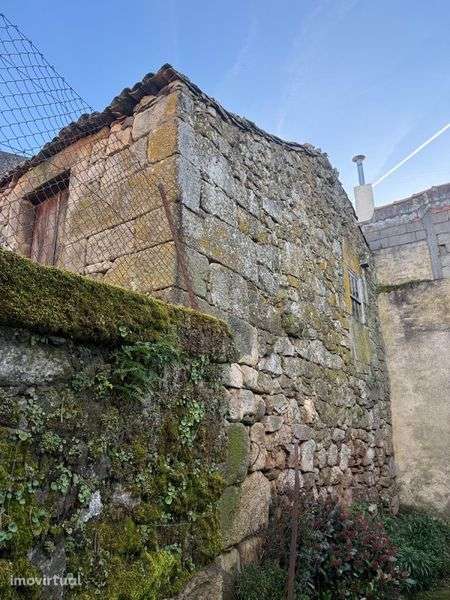 Casa de Aldeia com Grande Potencial – Folgosinho - Grande imagem: 3/12