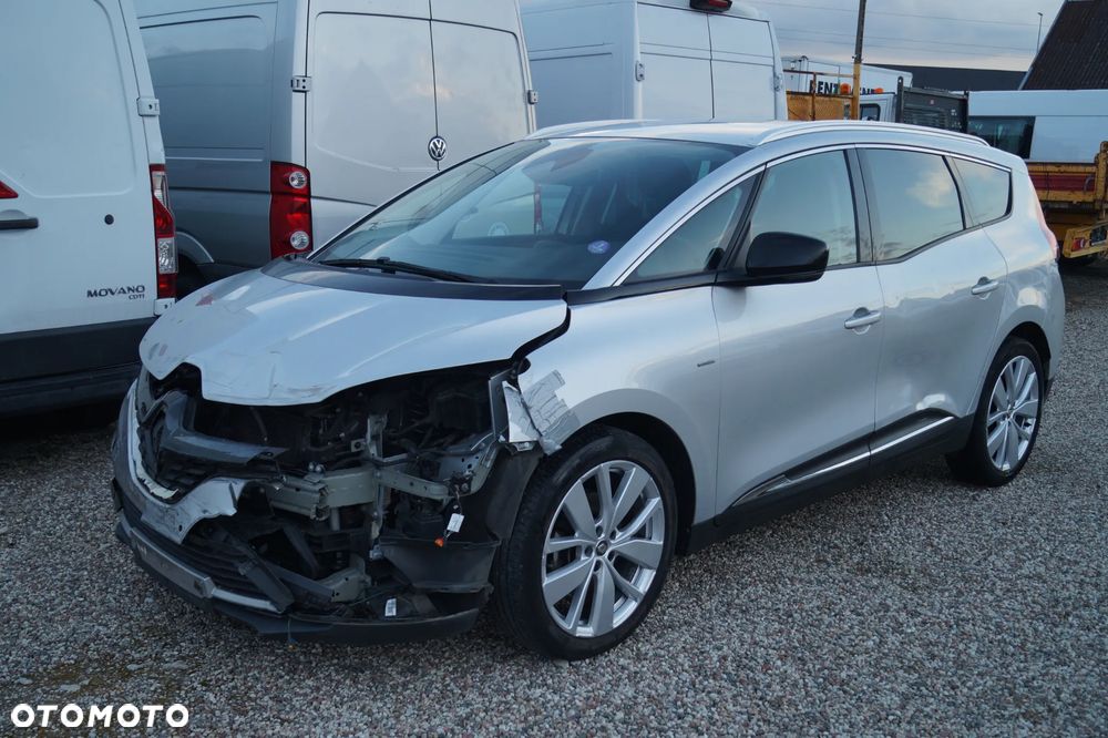 Renault Grand Scenic - 6