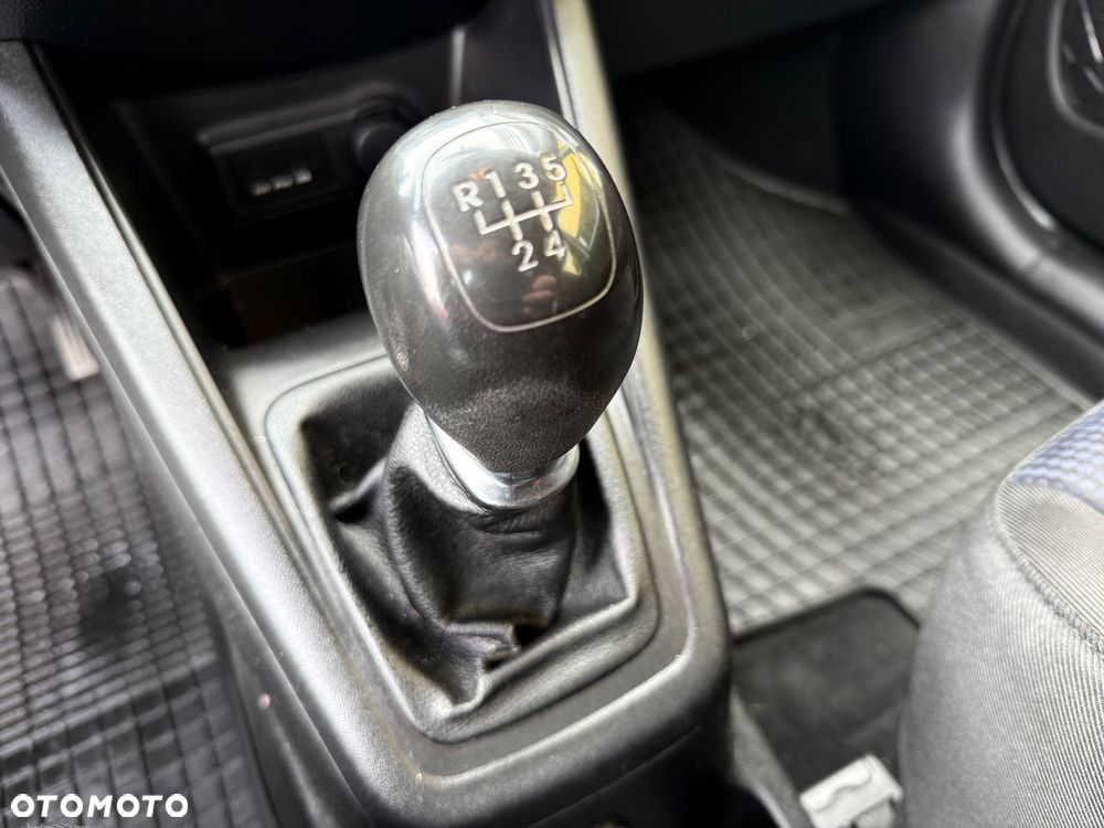 Hyundai ix20 1.4 BlueDrive Classic + - 23